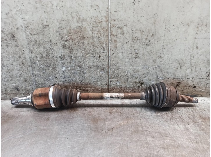 Recambio de transmision delantera izquierda para dacia logan mcv 1.5 dci diesel cat referencia OEM IAM 8200863053  