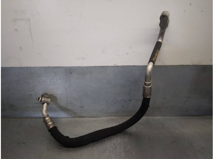 Replacement air conditioning pipes for Audi A4 Saloon (B8) 2.0 16V TDI OEM IAM reference 8K0260701 