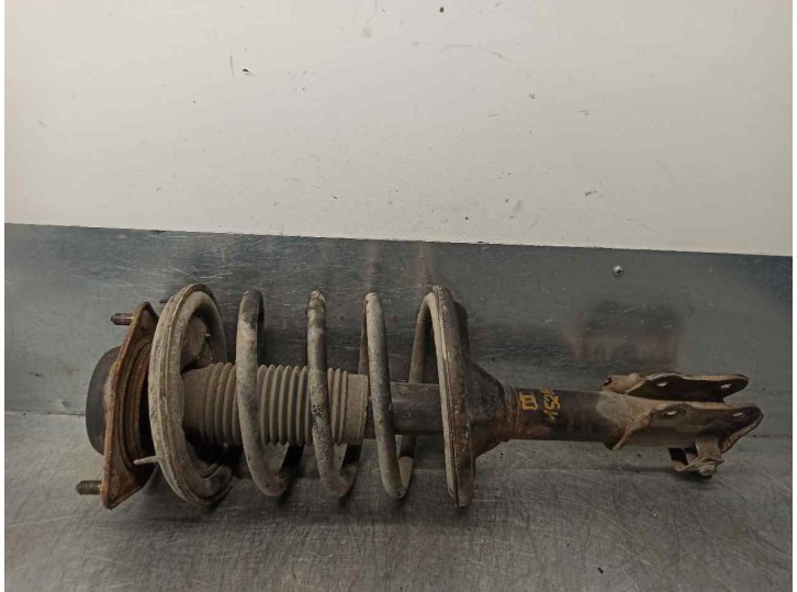 Replacement front left shock absorber for Hyundai Coupe (J2) 1.6 FX Coupe OEM IAM reference 16245L6B09 16245L6B09 MONRO