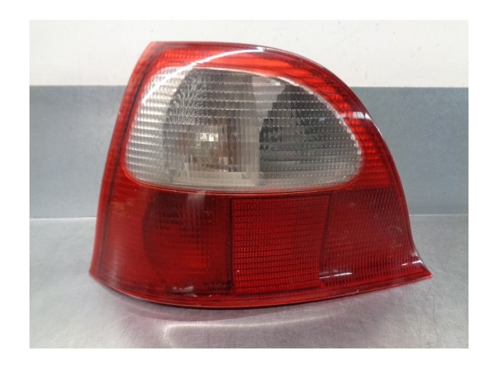 Recambio de piloto trasero izquierdo para mg mg zr 2.0 td referencia OEM IAM XFB000350  