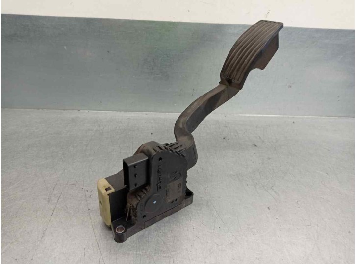 Recambio de potenciometro pedal para opel corsa d limited edition referencia OEM IAM 13305804  