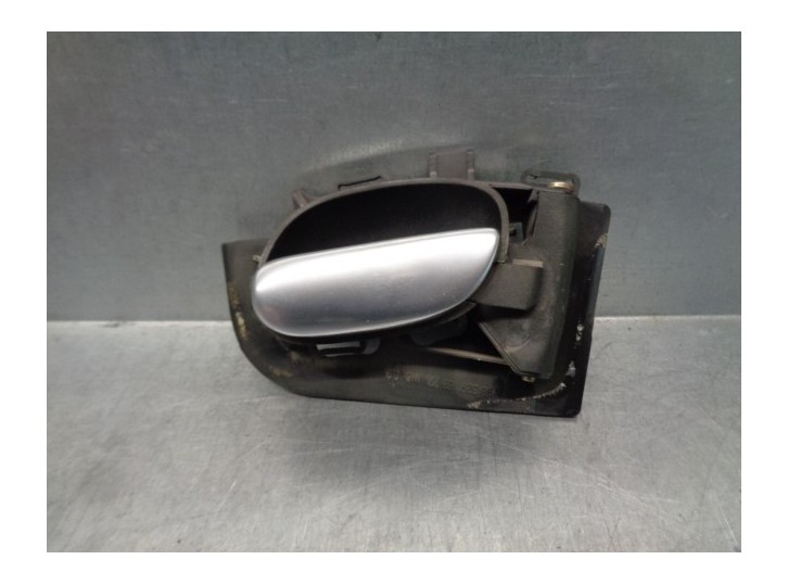 Recambio de maneta interior trasera derecha para peugeot 206 sw xs referencia OEM IAM 9632918877 