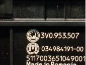 Replacement hazard warning switch for Skoda Superb (3V3) 2.0 TDI OEM IAM reference 3V0953507 