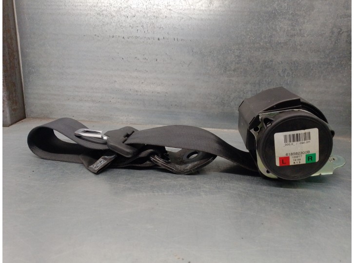 Replacement rear right seat belt for Land Rover Evoque 2.2 TD4 CAT OEM IAM reference 618582300B 5 DOORS