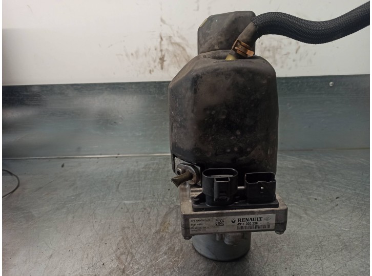 Recambio de bomba direccion para renault laguna iii 2.0 dci diesel cat referencia OEM IAM 491100033R A5097167H HPI