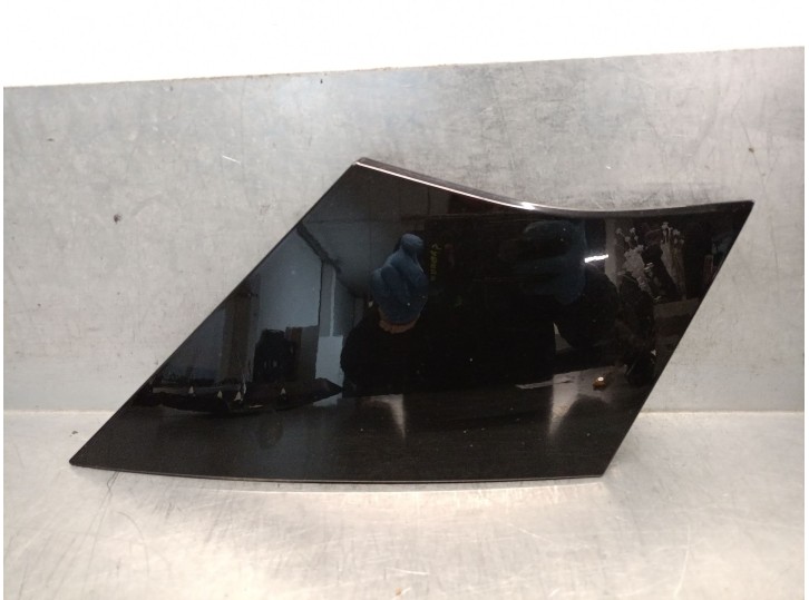 Recambio de molduras traseras para nissan micra v (k14) 0.9 ig-t referencia OEM IAM 781265FA0A  