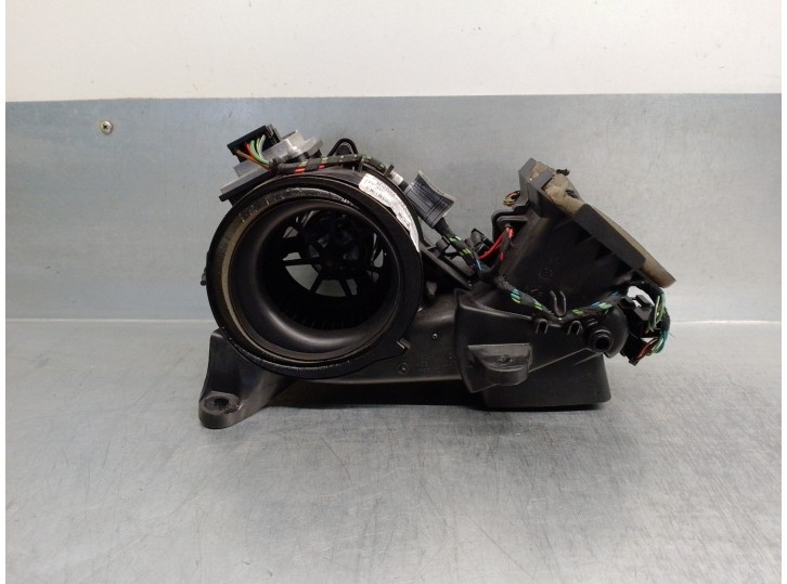 Recambio de motor calefaccion para mercedes-benz clase gl (x164) 4.7 v8 referencia OEM IAM A164830000818878  