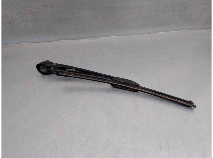 Replacement rear wiper arm for Seat Ibiza (6K1) 1.4 OEM IAM reference 1J6955707A 