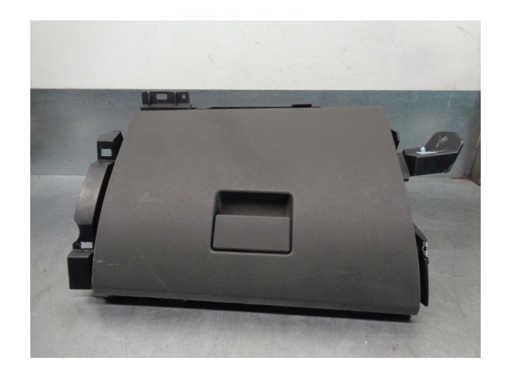 Recambio de guantera para ford kuga (cbv) 2.0 tdci cat referencia OEM IAM 3M51R06044ALW 