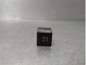Replacement relay for Seat Ibiza (6K) OEM IAM reference 1L0853227 RELAY 21 
