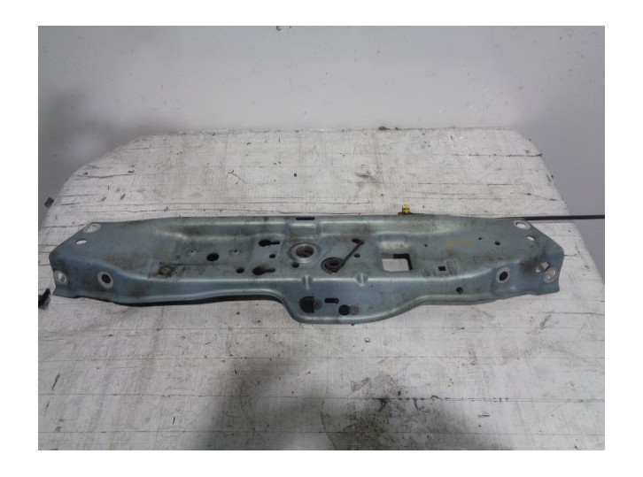 Recambio de panel frontal para opel zafira b 1.7 16v cdti referencia OEM IAM 180316 DE CHAPA CON CERRADURA 