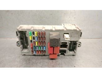 Recambio de caja reles / fusibles para citroën jumper ii furgoneta 2.2 hdi 130 referencia OEM IAM 1361296080 DELPHI