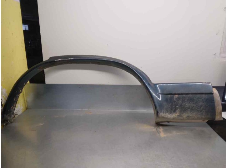 Recambio de aletin trasero izquierdo para ford explorer 4.0 v6 cat referencia OEM IAM F37D78291C21 5 PUERTAS