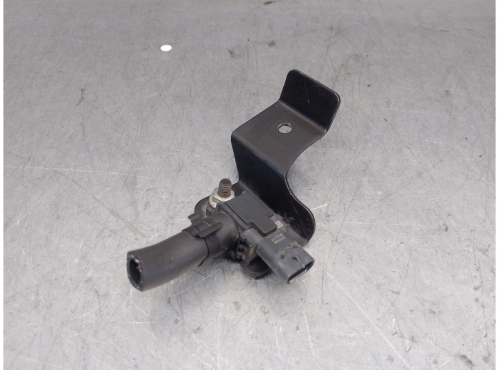 Recambio de sensor presion para ford fiesta vii (hj, hf) 1.0 ecoboost mhev referencia OEM IAM FS7A9G824BA 