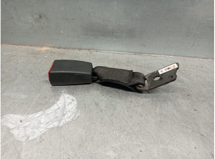 Recambio de enganche cinturon para bmw serie 5 touring (e39) 2.9 referencia OEM IAM 8178520 