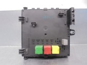Recambio de caja reles / fusibles para opel vectra c berlina 1.9 16v cdti cat (z 19 dth / lrd) referencia OEM IAM 13189923 51904