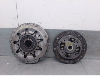 Recambio de kit embrague para mazda 2 (de_, dh_) 1.4 mzr-cd referencia OEM IAM Y40416490 Y40416490 