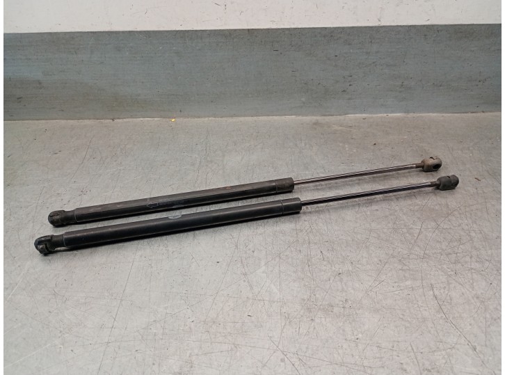 Replacement tailgate / boot shock absorbers for Land Rover Freelander 2 (L359) 2.2 TD4 4x4 OEM IAM reference 6H52406A10AF LR0