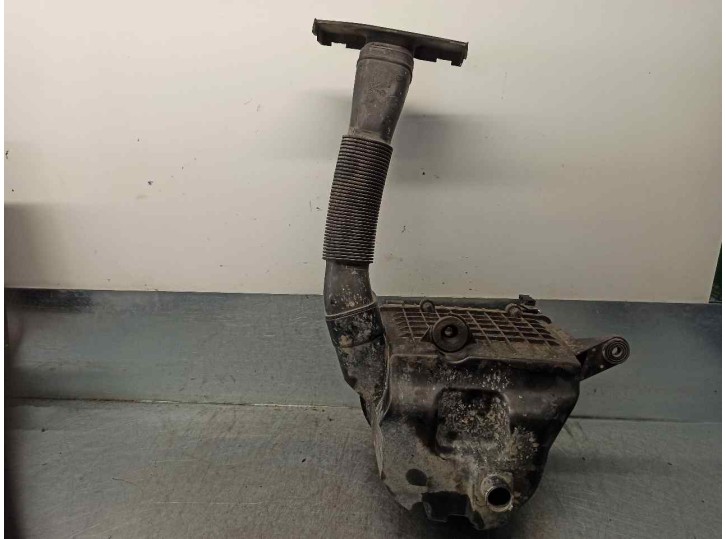 Recambio de carcasa filtro de aire para seat ibiza (6k1) signo referencia OEM IAM 6R0129601C  