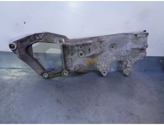 Recambio de soporte alternador para land rover evoque 2.2 td4 cat referencia OEM IAM BJ3210039AC LR028857 