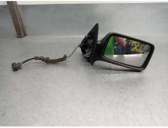 Replacement right wing mirror for Seat Cordoba Sedan (6K2) GT (1997) OEM IAM reference 5 PINS 4 DOORS