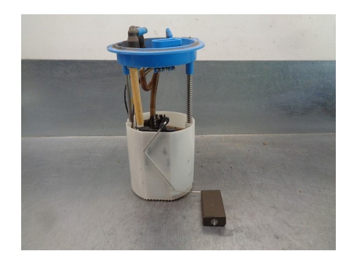 Recambio de aforador para volkswagen scirocco (138) r-line bmt referencia OEM IAM 1K0919051DB A2C53438283 VDO