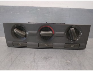 Recambio de mando calefaccion / aire acondicionado para volvo s40 berlina td referencia OEM IAM 9041704797  