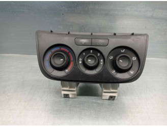 Replacement heater / air conditioning control unit for Fiat Doblo 1.6 JTDM 16V CAT OEM IAM reference 735498657 
