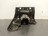 Replacement left engine mount for Citroën C3 III (SX) 1.2 VTi 82 OEM IAM reference 9807450680 9810216980 