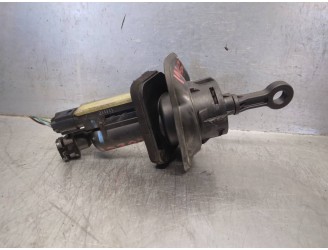 Recambio de bomba embrague para land rover evoque 2.2 td4 cat referencia OEM IAM 6G917A542AC 014689922 FTE