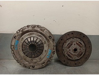 Recambio de kit embrague para seat cordoba berlina (6k2) 1.9 tdi referencia OEM IAM 074141025B  