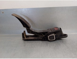 Recambio de potenciometro pedal para mercedes-benz clase gl (x164) 4.7 v8 referencia OEM IAM A1643000004  