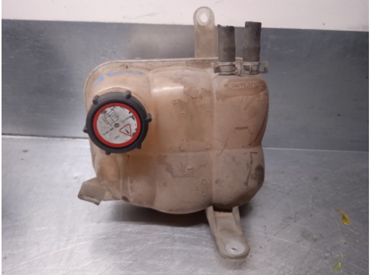 Recambio de deposito expansion para ford transit caja abierta ´06 2.4 tdci cat referencia OEM IAM YC158A080AE 