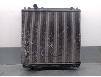 Recambio de radiador agua para hyundai terracan (hp) 2.9 crdi cat referencia OEM IAM 25310H1940 25310H1920 HCC