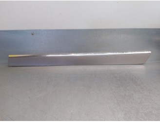 Recambio de molduras traseras para mercedes-benz clase gl (x164) 4.7 v8 referencia OEM IAM A16469011629723  