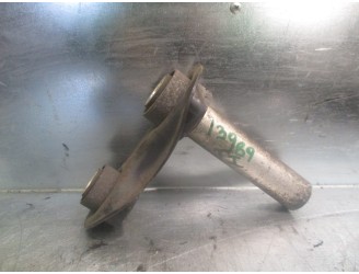 Replacement rear left lower suspension arm for BMW 5 Series Saloon (E60) 2.0 16V Diesel OEM IAM reference 3332677