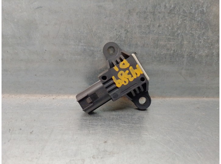 Recambio de sensor impacto para land rover evoque 2.2 td4 cat referencia OEM IAM BJ3214C676AA BJ3214C676AA 
