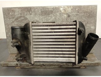 Recambio de intercooler para audi a4 b7 (8ec) 2.5 tdi referencia OEM IAM 14056185 8E0145805P 