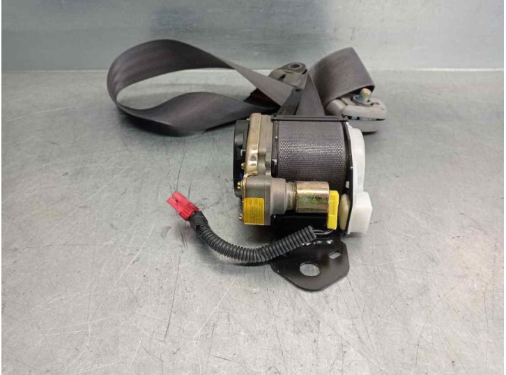 Recambio de cinturon seguridad delantero izquierdo para mitsubishi space wagon (n80/n90) glx 4wd referencia OEM IAM 0427185 5 P