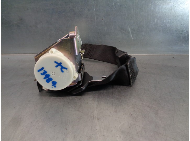 Recambio de cinturon seguridad trasero central para bmw serie 5 berlina (e60) 2.0 16v diesel referencia OEM IAM 33061256 4 PUER