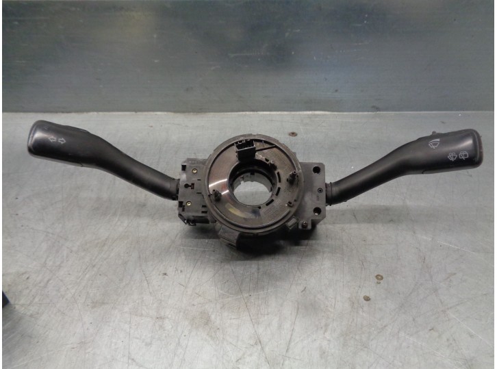 Recambio de mando luces para volkswagen golf iv berlina (1j1) 1.4 16v referencia OEM IAM 8L0953513 