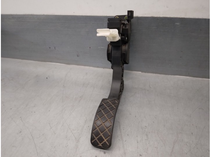 Recambio de potenciometro pedal para audi a3 (8l) 1.9 tdi referencia OEM IAM 1J1721503KDS 0281002342 