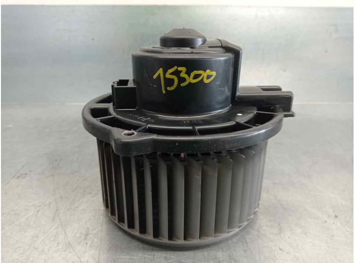 Recambio de motor calefaccion para mitsubishi space wagon (n80/n90) glx 4wd referencia OEM IAM MR398725  