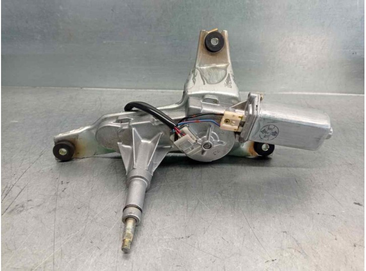 Recambio de motor limpia trasero para mitsubishi space wagon (n80/n90) glx 4wd referencia OEM IAM MR339042  