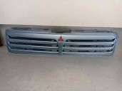 Recambio de rejilla delantera para mitsubishi space wagon (n80/n90) glx 4wd referencia OEM IAM MR275627  