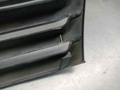 Recambio de rejilla delantera para mitsubishi space wagon (n80/n90) glx 4wd referencia OEM IAM MR275627  