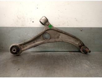 Recambio de brazo suspension inferior delantero derecho para hyundai i40 i (vf) 1.7 crdi referencia OEM IAM 545013Z700 545013Z70