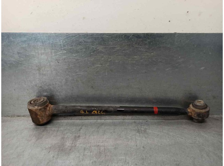 Recambio de brazo suspension superior trasero izquierdo para lexus rx300 (mcu15) luxury referencia OEM IAM 4873048050  