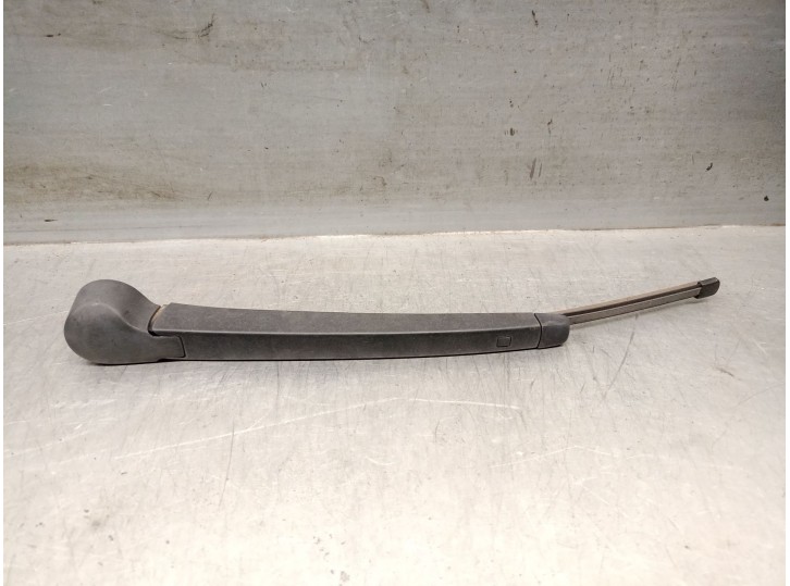 Recambio de brazo limpia trasero para volkswagen touran (5t1) 1.4 tsi referencia OEM IAM 5G9955707 5G9955707 