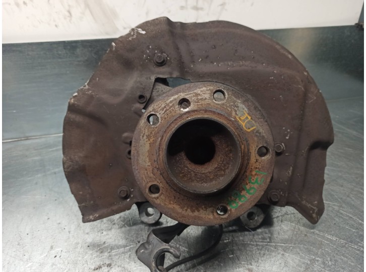 Recambio de mangueta delantera izquierda para bmw serie 5 berlina (e60) 2.0 16v diesel referencia OEM IAM 6760953 